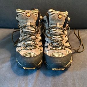 Merrell Moab II Mid Ventilator Hiking Boots